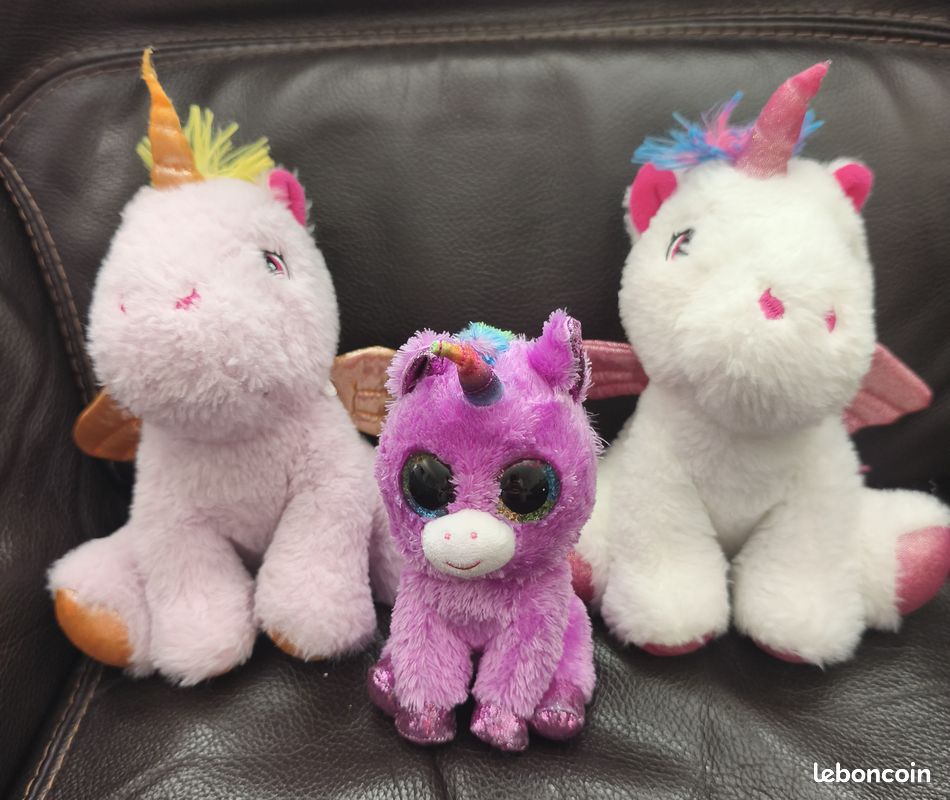 Lot de 3 peluches licorne (image 1)