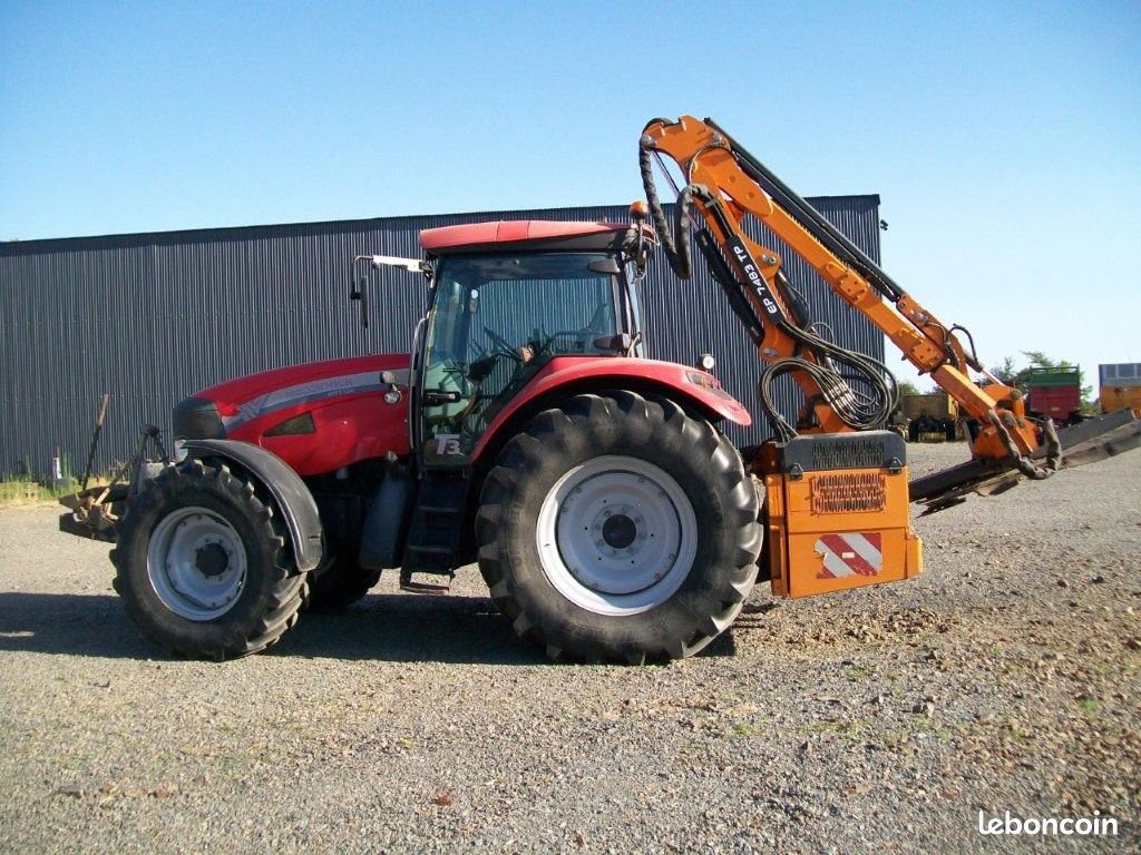 Ensemble tracteur + épareuse avec broyeur (image 1)