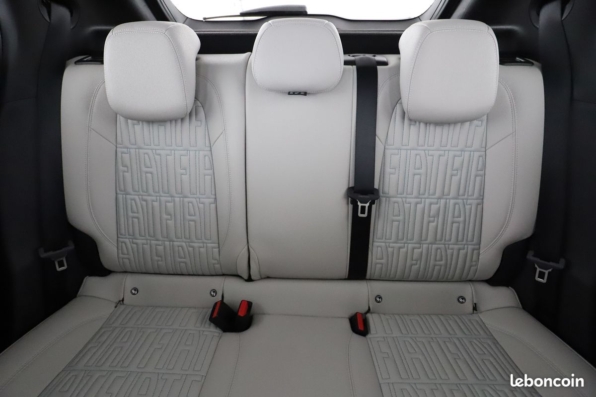 Fiat 600 Electrique 54 kWh La Prima 156 ch (image 9)