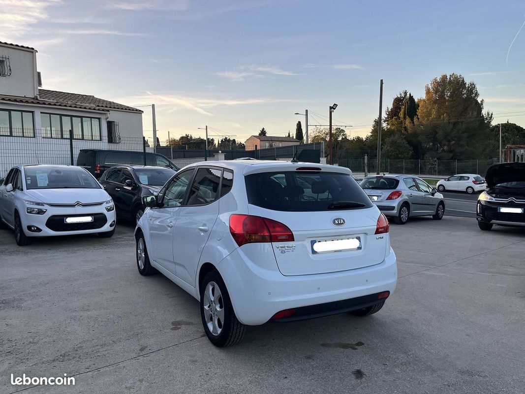 Kia VENGA 1.6 CRDI115 FAP URBAN CHIC (image 3)