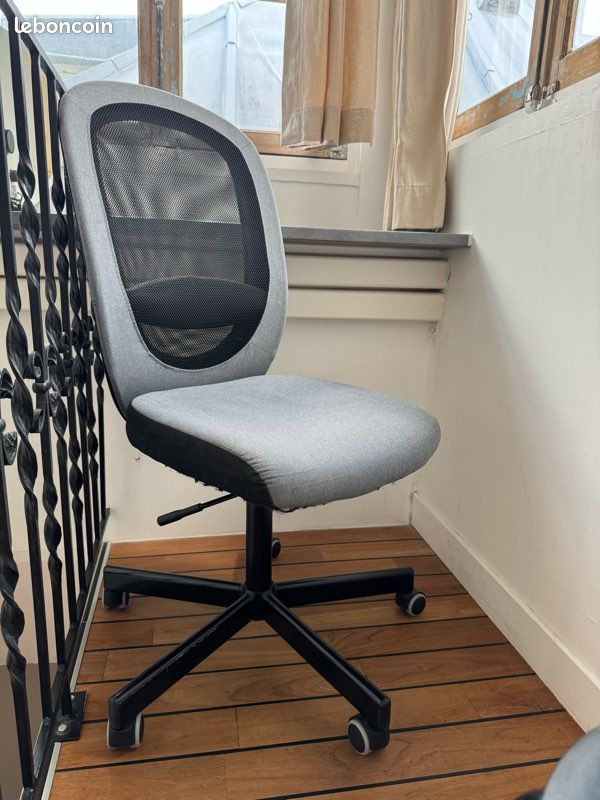 Chaise de bureau (image 1)