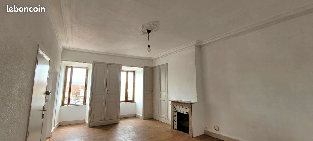 Appartement 4 pièces 83 m² · à Issoire · 83 m² · 585 €/mois