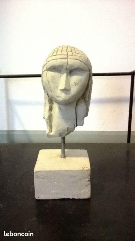 Statue terre crue (image 1)