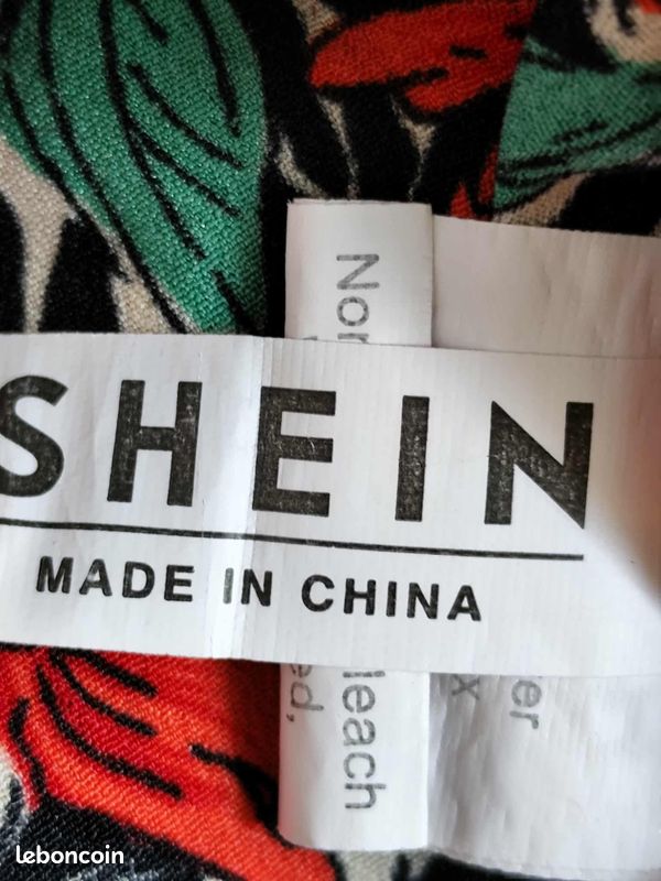 Chemisier Rouge à Manches Longues SHEIN - Taille M - Motif Pois Blancs - Neuf Avec étiquettes