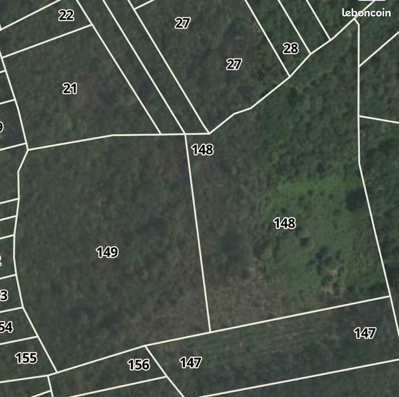 Deux parcelles de bois · à Châtellerault · 24 000 €