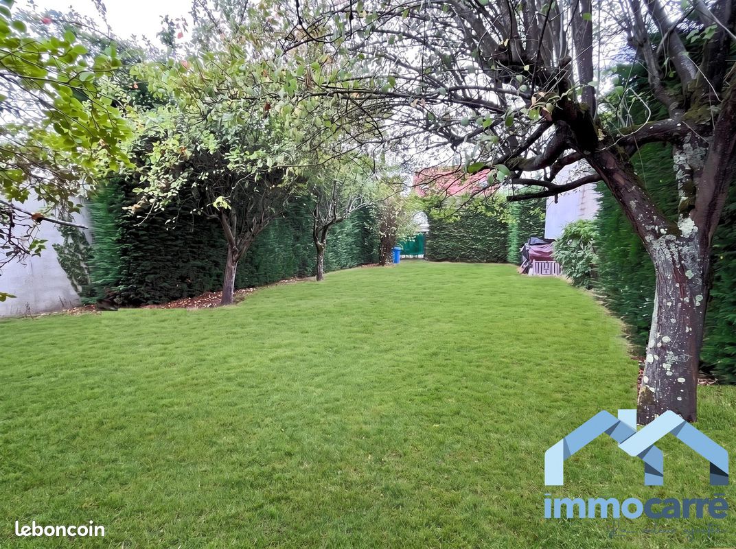 Terrain 305 m² · à Ozoir-la-Ferrière · 305 m² · 183 000 €