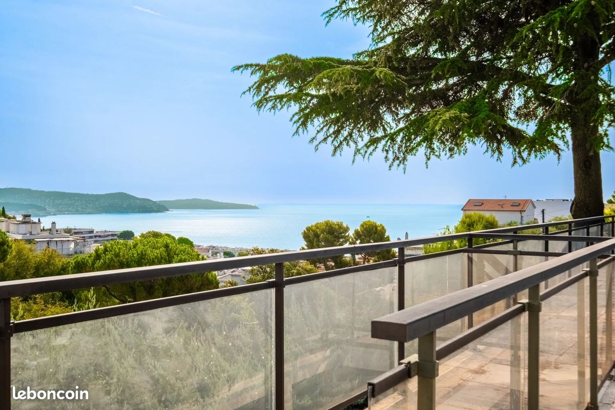 Maison 10 pièces 593 m² · à Nice · 593 m² · 1 690 000 €