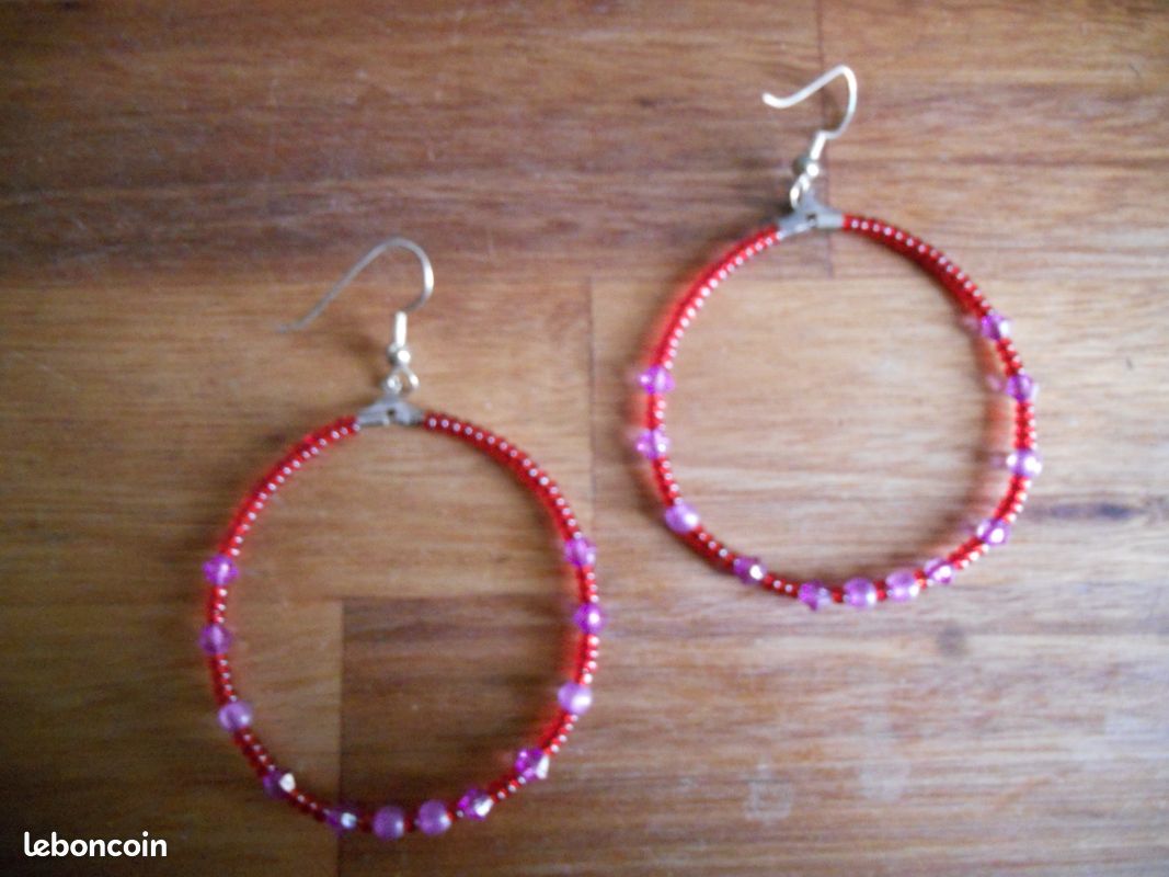 Créoles fantaisie rose fuschia en perles (image 2)