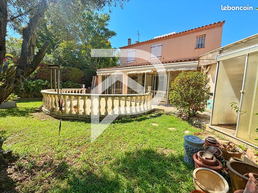 Maison 5 pièces 126 m² · à Vitrolles · 126 m² · 420 000 €