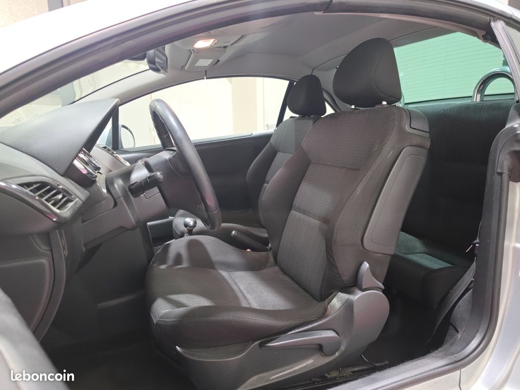 PEUGEOT 207 CC 1.6 HDi 112ch FAP BLUE LION Sport (image 7)