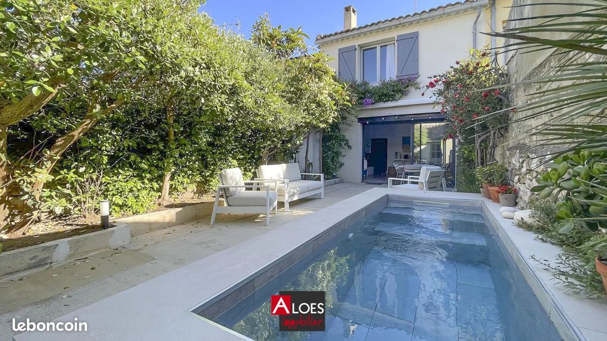 Maison 4 pièces 87 m² · à Aigues-Mortes · 87 m² · 449 000 €