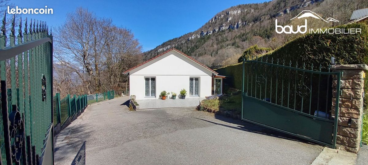 Maison 8 pièces 200 m² · à Engins · 200 m² · 499 000 €