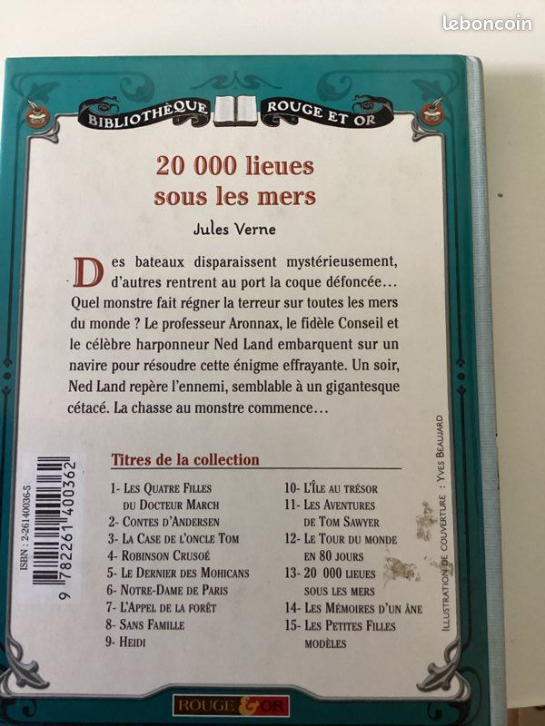 Bibliothèque rouge et or trois ouvrages (image 4)