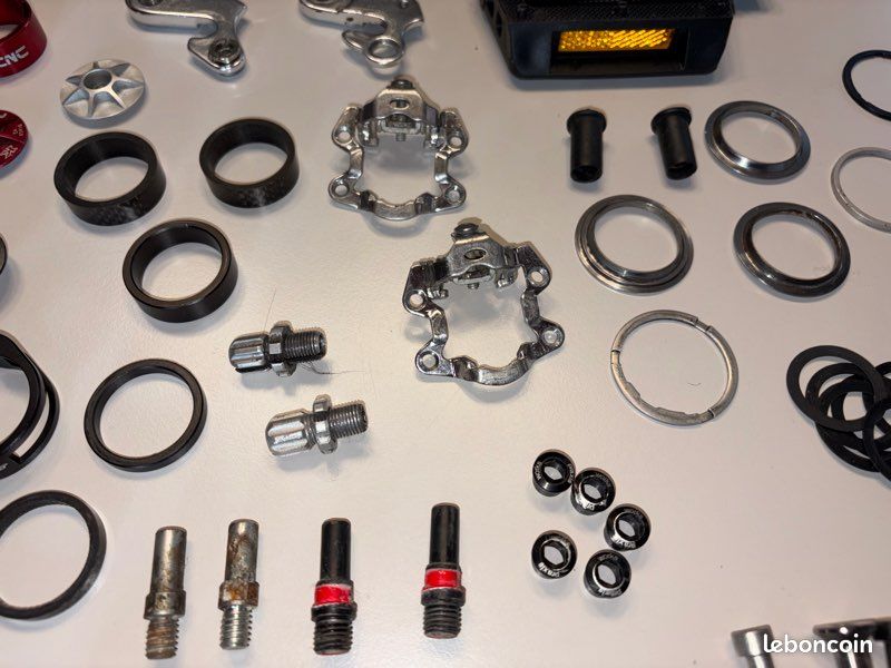 234 Pièces Écrou Hexagonal M4 M5 M6 M8 fileté en alliage de zinc
