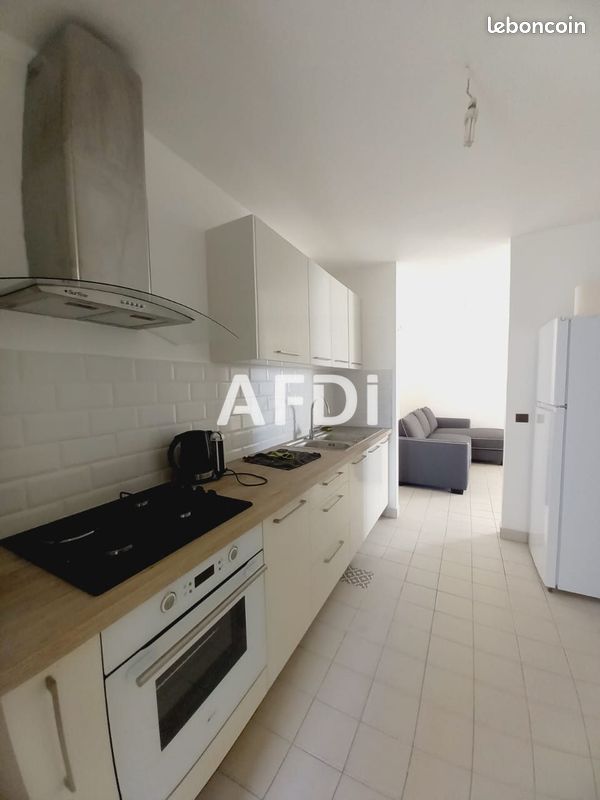 Appartement 3 pièces 71 m² · à Fort-de-France · 71 m² · 908 €/mois
