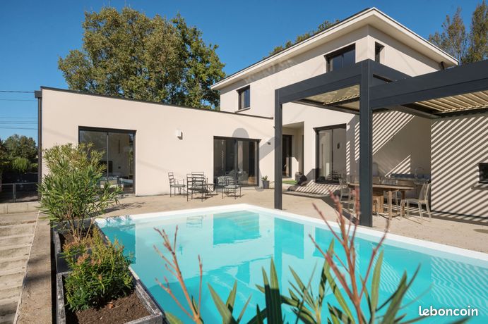 Maison 6 pièces 200 m²