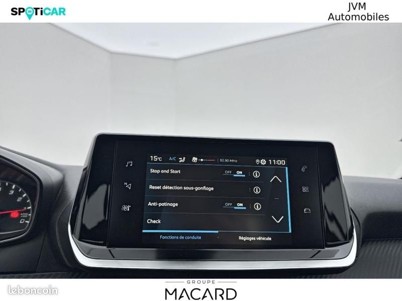 Peugeot 208 1.2 PureTech 100ch S&S Active (image 24)