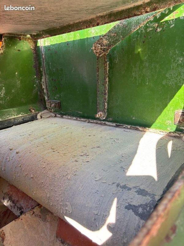 Amazone epandeur à chaux (image 10)