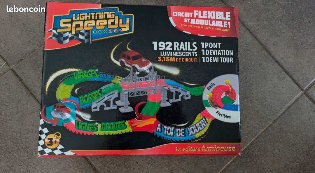 Rails Flexibles Luminescents LIGHTNING SPEEDY - 108 Pièces Pour Agrandir Circuit Voitures (1,50m)