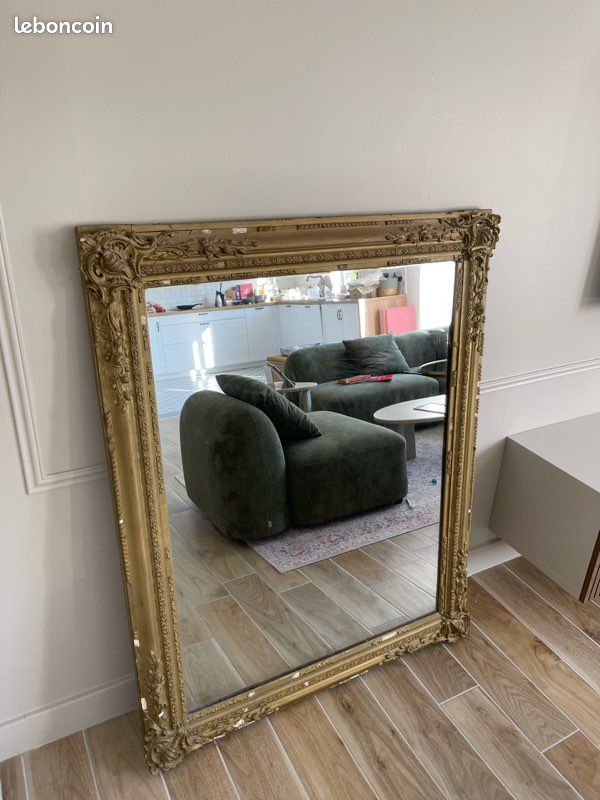 Grand miroir avec moulures dorées (image 2)