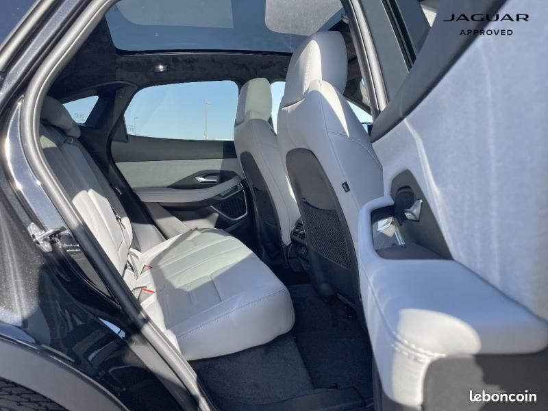 Jaguar E-Pace P270e PHEV 269ch R-Dynamic HSE (image 31)