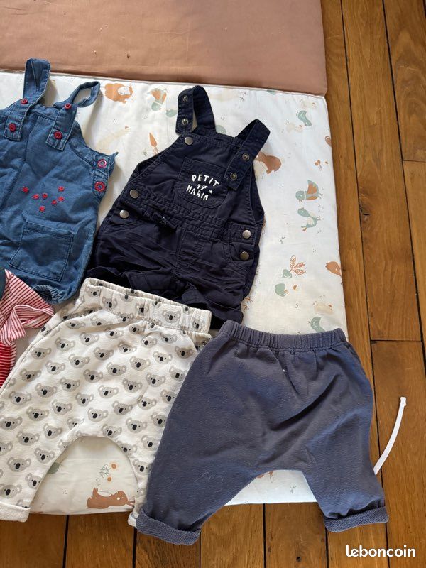 Lot vêtements bebe (image 1)