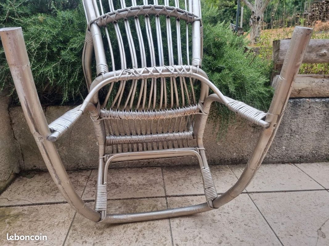 Fauteuil à bascule / Rocking chair en bambou (image 6)
