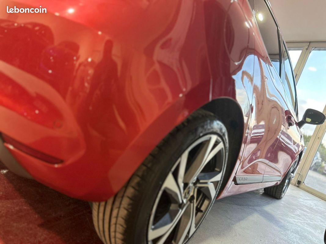 Renault CLIO V 1.3 130 cv R.S. Line boite auto (image 9)