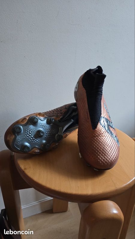 Crampons New Balance Tekela V4 Pro FG Laceless - Pointure 40.5 (image 1)
