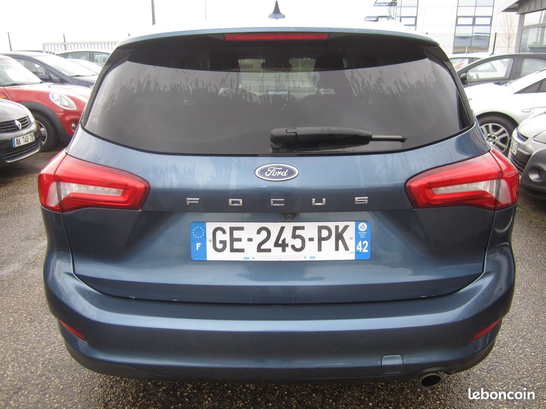 Ford focus 1.5 ecoblue 120ch titanium 9200 EUROS HT (image 5)
