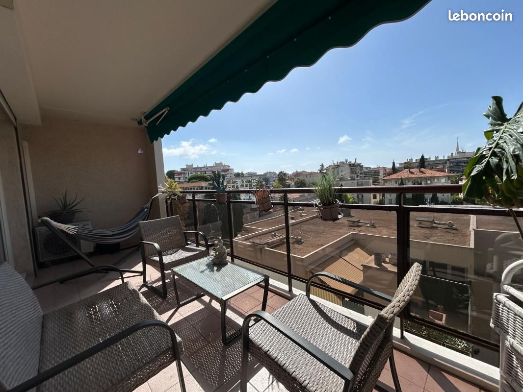 Appartement 2 pièces 52 m² · à Nice · 52 m² · 299 000 €