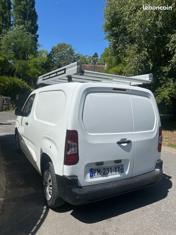 Partner k9 2020 (image 3)
