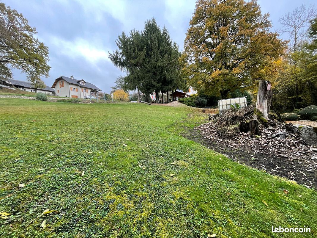 Terrain 1526 m² · à Mouxy · 1 526 m² · 315 000 €