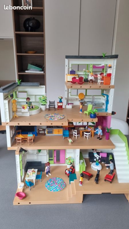 Maison playmobil Big citylife avec accessoires (image 2)