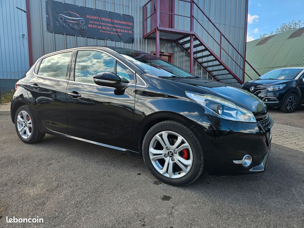 Peugeot 208 1.4l 70cv (image 1)