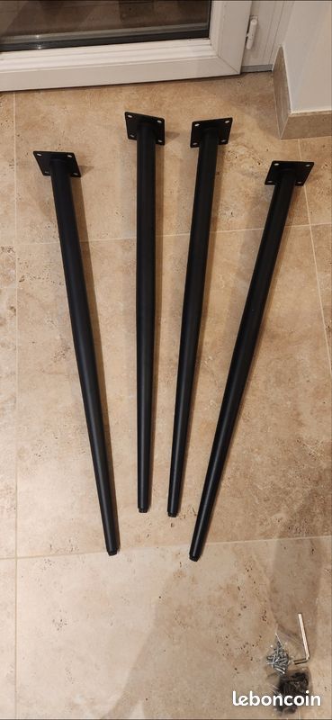 Lot 4 pieds de table (image 1)