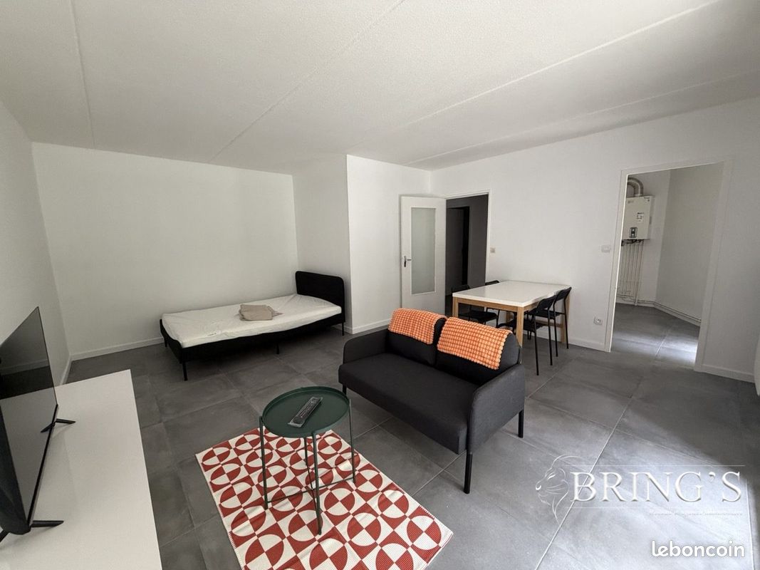 Appartement 1 pièce 42 m² · à Val de Briey · 42 m² · 630 €