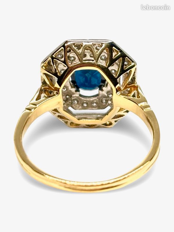 Bague Or 18 Carats Saphir Et Diamants - Occasion Poinçon Tête D'aigle