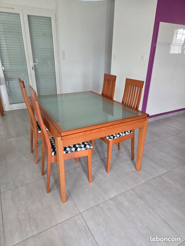 Ensemble Table et 4 chaises Calligaris (image 1)