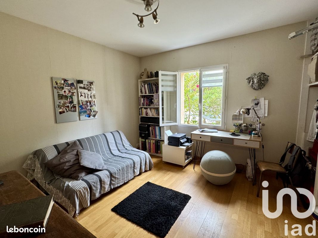 Propriété 7 pièces 200 m² (image 18)