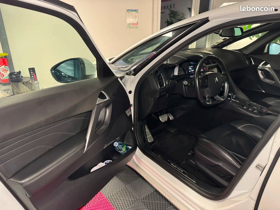 DS DS5 Hybrid 4x4 ETG6 So Chic (image 7)