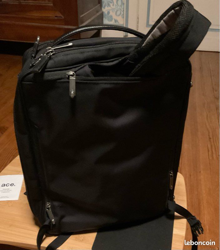 Briefcase (image 12)