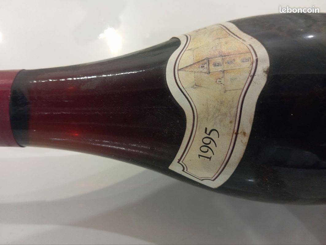 Vin rouge beaugolais 1995 (image 1)