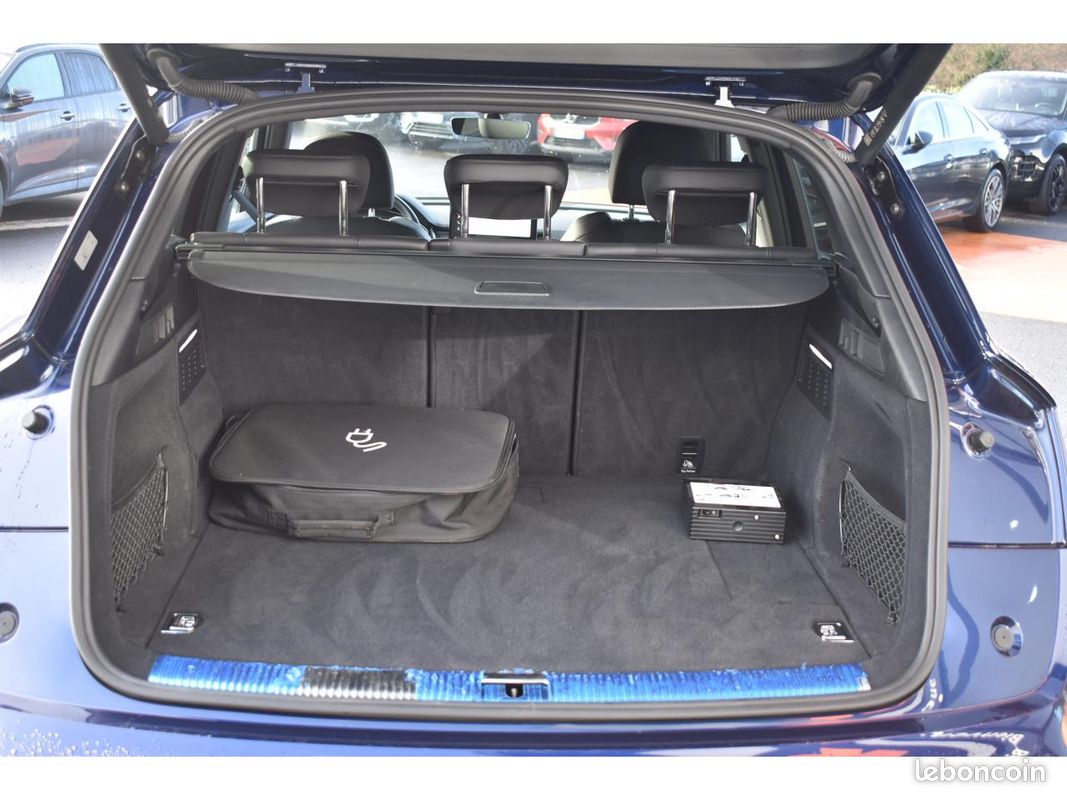 AUDI Q5 50 TFSIe 299 S tronic 7 Quattro S line (image 9)