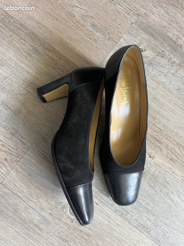 Escarpins Salvatore Ferragamo en cuir (image 2)