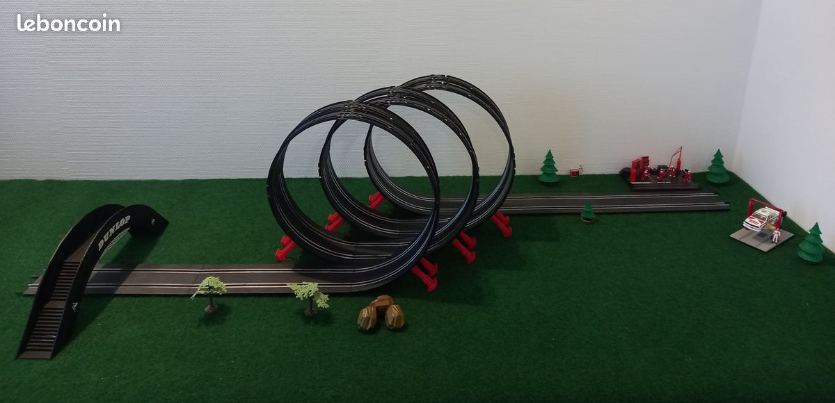 Extension de rails noires pour circuit de voitures électrique CARRERA Extension de rails noires pour circuit de voitures électrique CARRERA