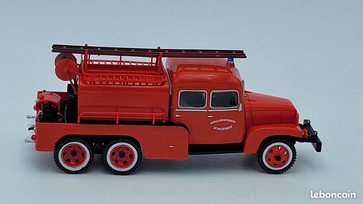 GMC Pompiers, cabine tôlée-Ree Modeles CB 076-St Georges Sur Loire