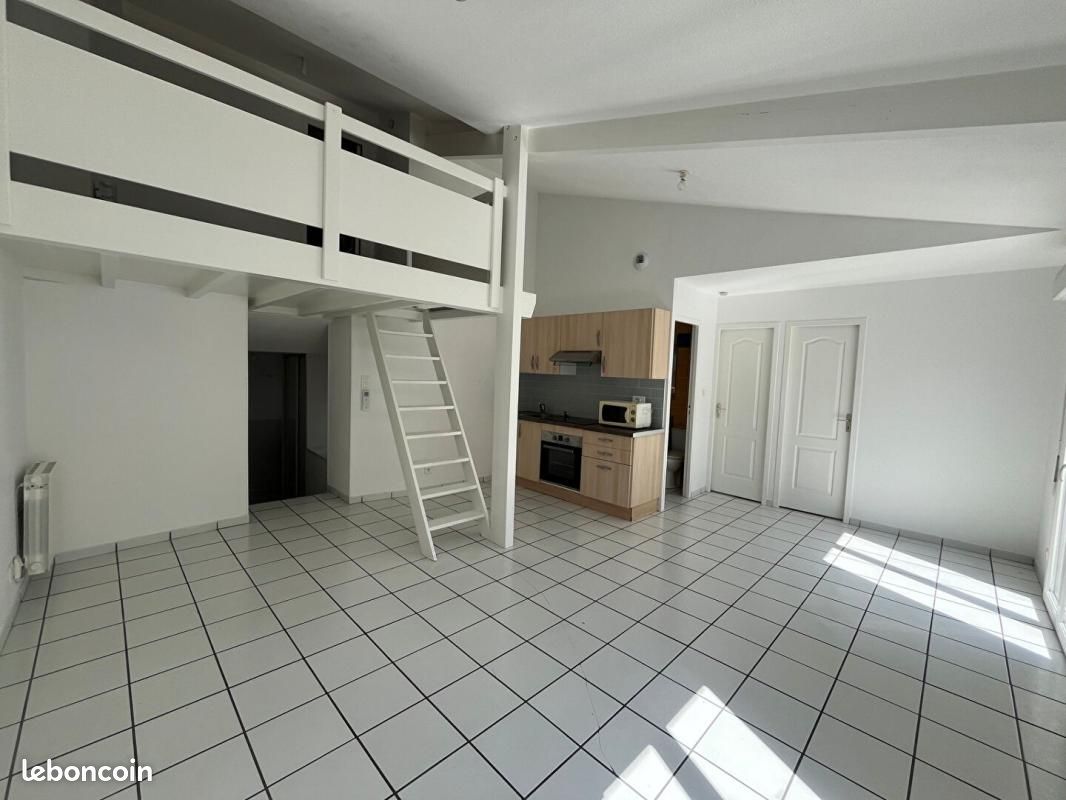 Appartement 3 pièces 63 m² · à Clermont-Ferrand · 63 m² · 590 €