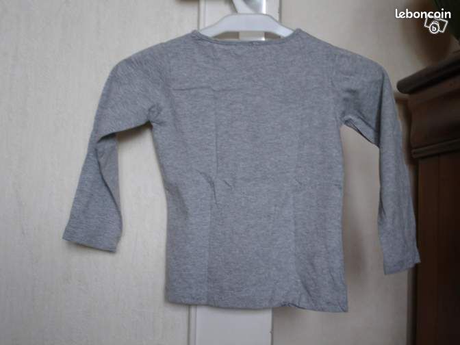 Tee-shirt fille manches longues CFK 6 ans TBE (image 3)