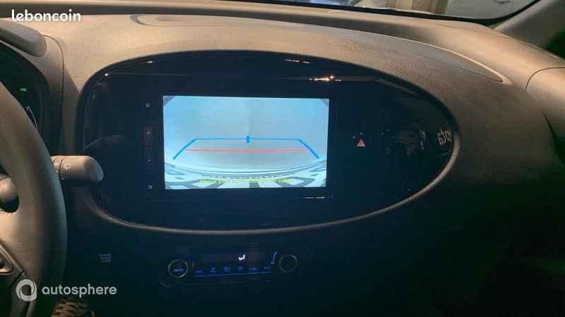 Toyota Aygo X 1.0 VVT-i 72ch Design S-CVT MY24 (image 29)
